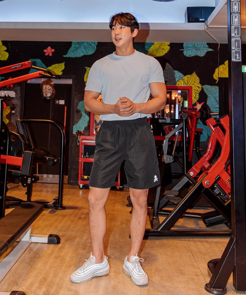 WORKOUT DNA Dusky Skull Scotch Elastic Shorts