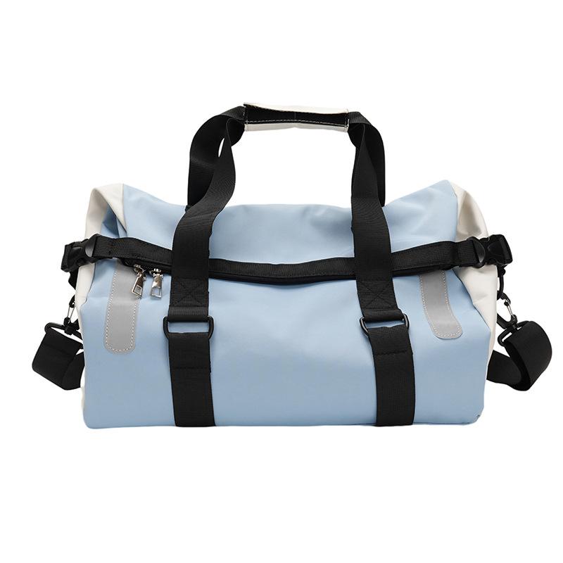 

Fashionable and Trendy Men and Women Traveling Out Design Pressure Relief Handbag Sports Training Reflective Strip Gym Bag