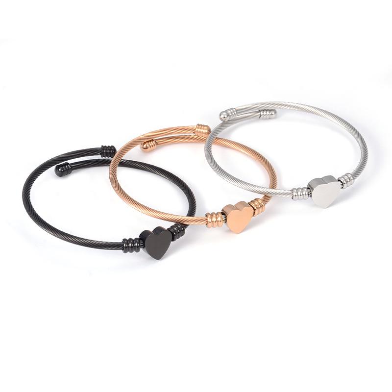 Trendy Women's Heart-Shaped Woven Steel Wire Bangle - Titanium Steel DIY Bracelet