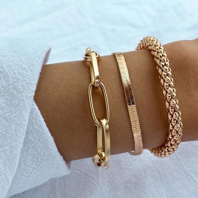 Nye trendy cubanske kvinner Menn Armbånd Armbånd Klassiske Twist Rope Chain Armbånd 3 stk Punk Gull Farge Sjarm Håndsmykker Festtilbehør Gaver