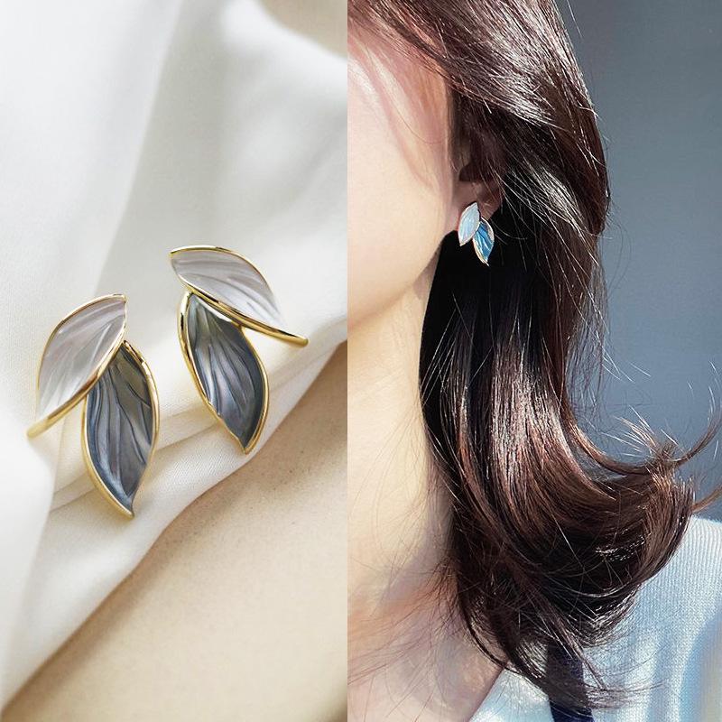2024 Women's Minimalist Blue and White Leaf Stud Earrings - High-End, Cool, Niche Design, Fairy-like Style