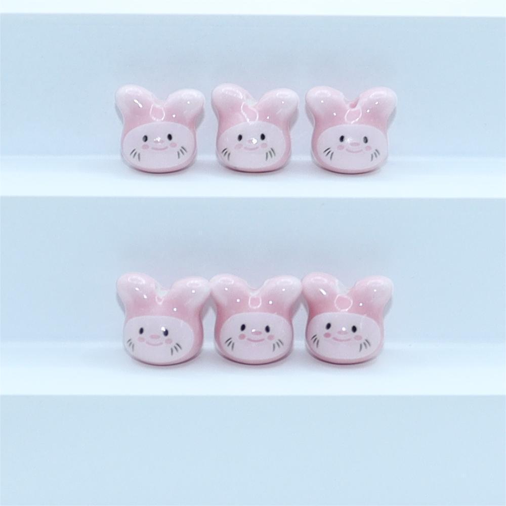 Niedliche kleine Kaninchen glasierte Keramikperlen für DIY Schmuck und Accessoires