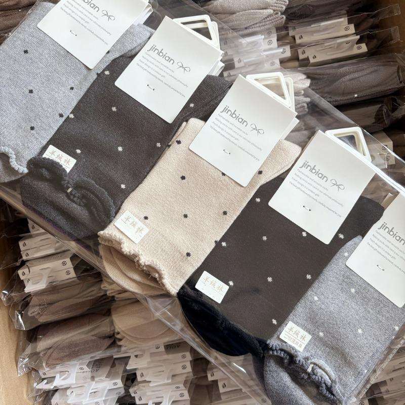 

10 пар теплих кашемірових шкарпеток жіночі весняно-осінні потовщені плюшеві шкарпетки середньої довжини ретро однотонні вовняні термомодні домашні шкарпетки для сну 10 Pairs