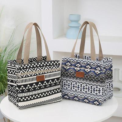 Bolsa de almuerzo de lona aislada estilo étnico