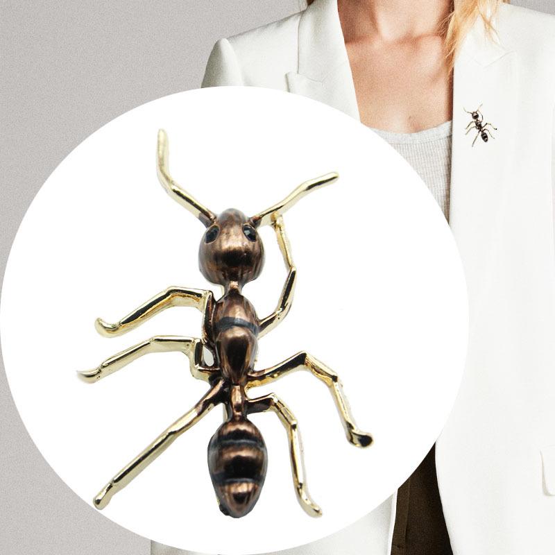 Ruan Hao Black & Yellow Two-Tone Drip Oil Ant Brooch – Versatile Unisex Insect Lapel Pin for Men & Women