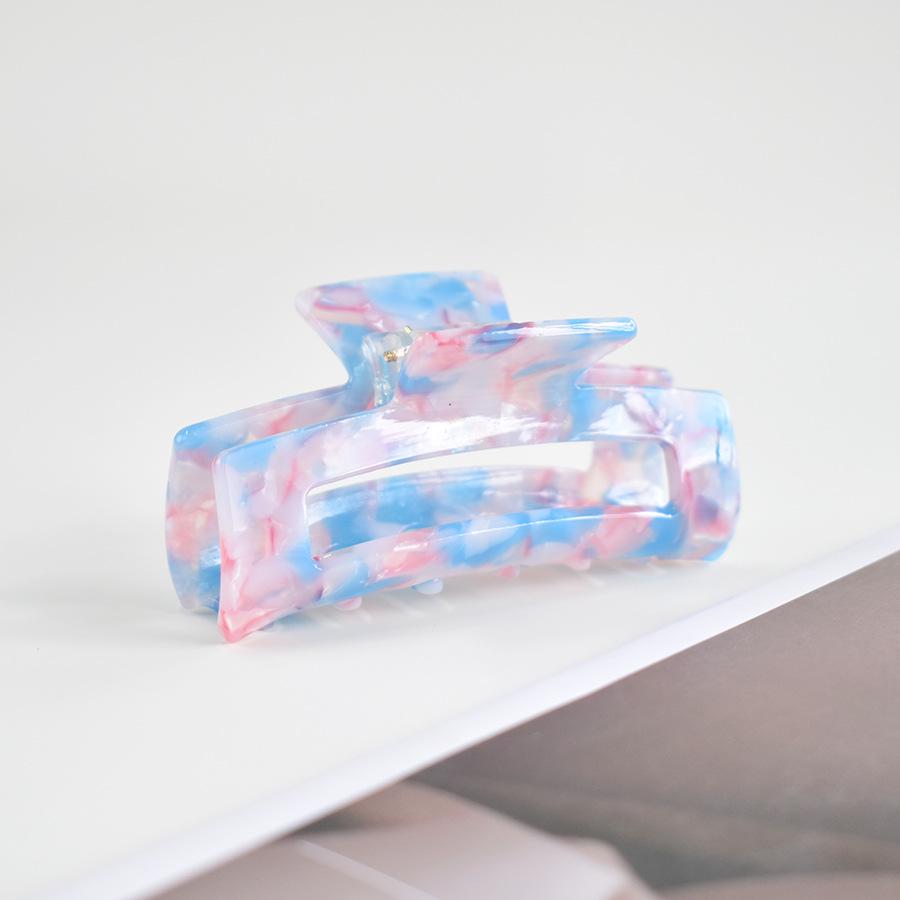 European & American Women’s Black & White Checkered Hair Clip - Large Acetate Acrylic Claw for Bun Hairstyles