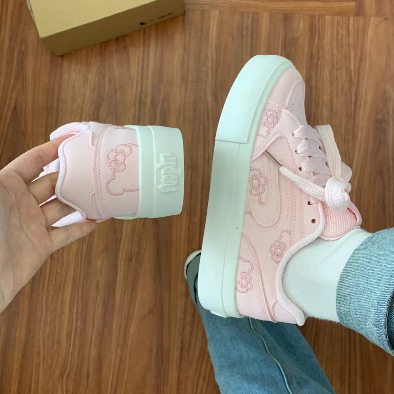 

Hong Kong style little white shoes women s 2025 spring, summer and autumn new versatile thick baseplate shoes students light commuting casual brea 40