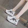 Small man thick-soled Forrest Gump little white shoes women's autumn 2025 new popular casual fashion versatile height-increasing women's shoes