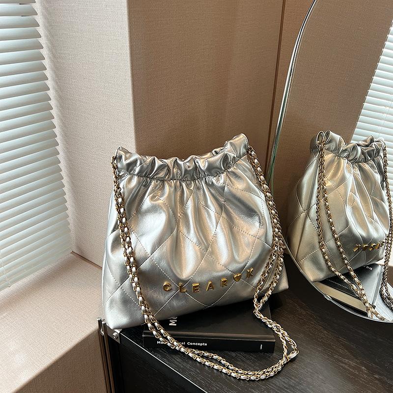 Damentasche mit großer Kapazität, neue vielseitige Bucket Bag für Frühling und Sommer, Kettentasche, hochwertige Umhängetasche