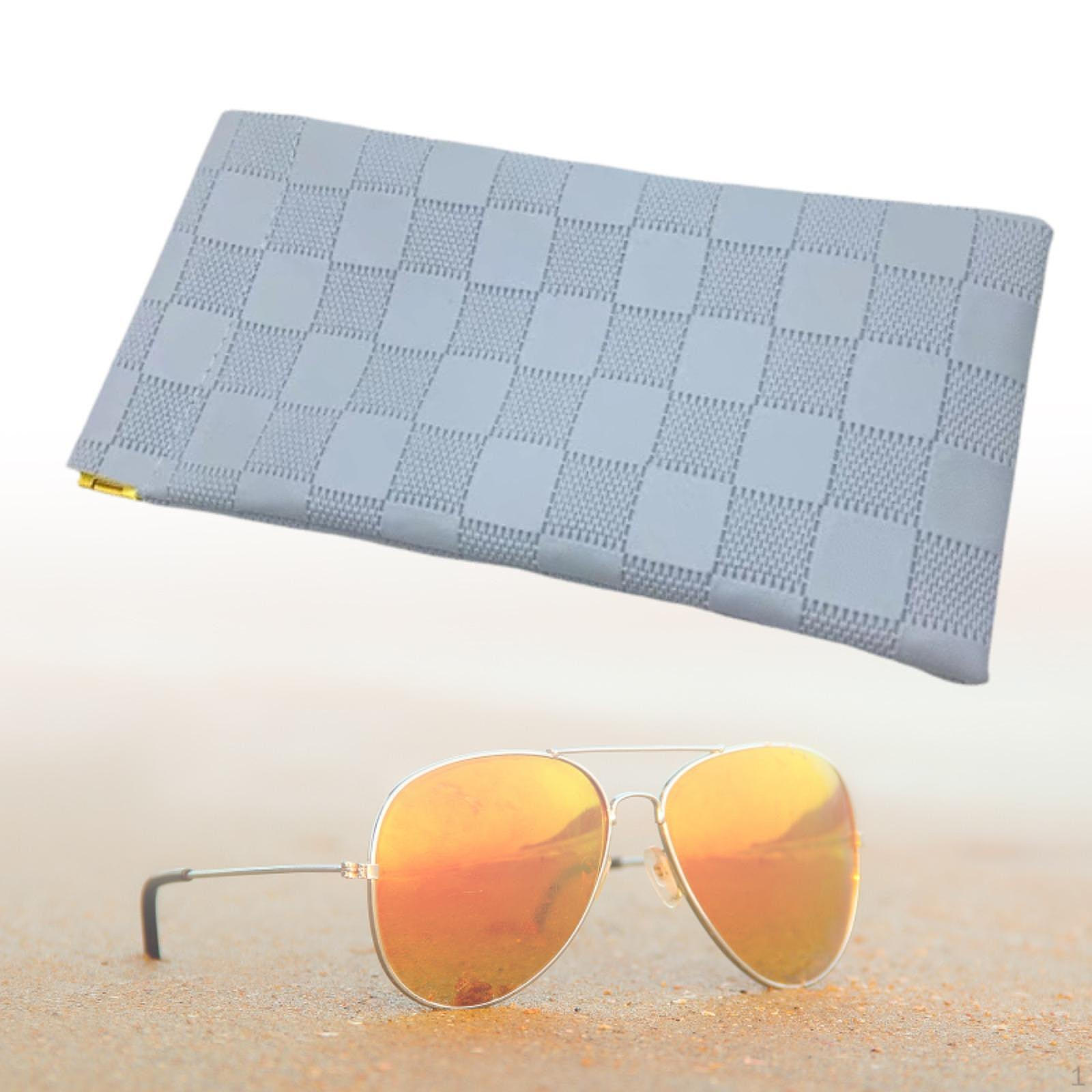 

Stylish Sunglasses Holder for Fashionable Individuals светло-синий