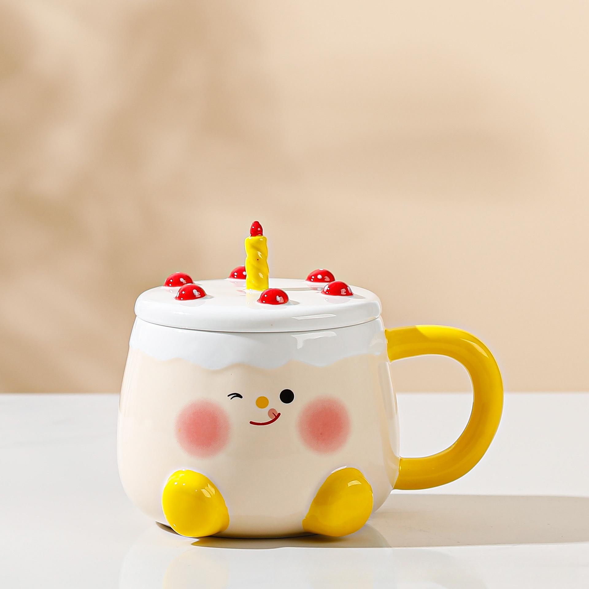 Leuke Verjaardagstaart Keramische Kop Creatieve Mok Verjaardagscadeau Koffiekopje Souvenir Cadeau Waterbeker 460ML beige