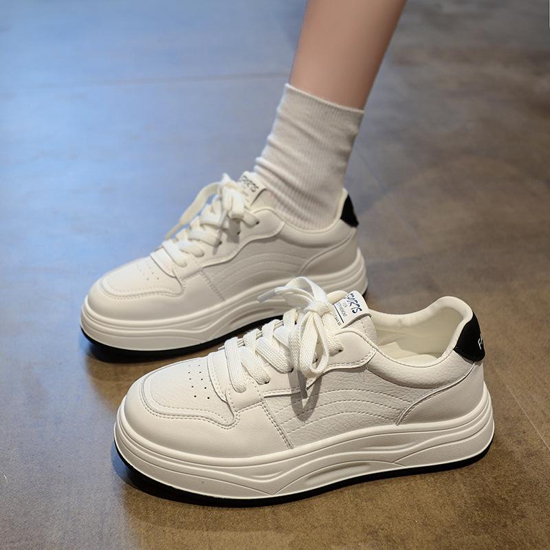 Platform white shoes women's summer 2025 new fashion lightweight breathable round head lace-up student casual board shoes