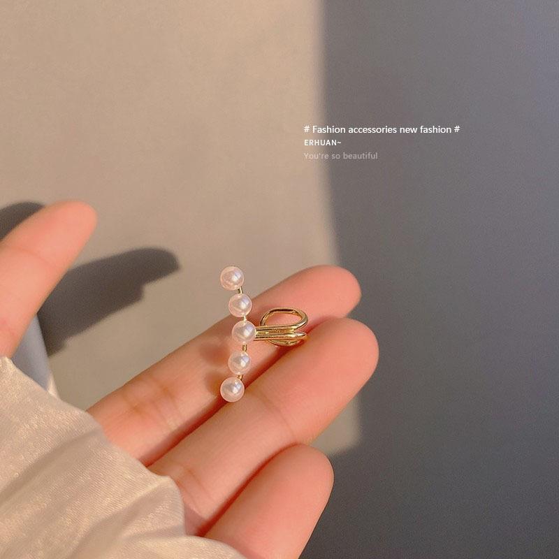 Korean Diamond-Studded Leaf Ear Cuff - Adjustable, No Piercing Needed, Fairy Forest Design Earrings