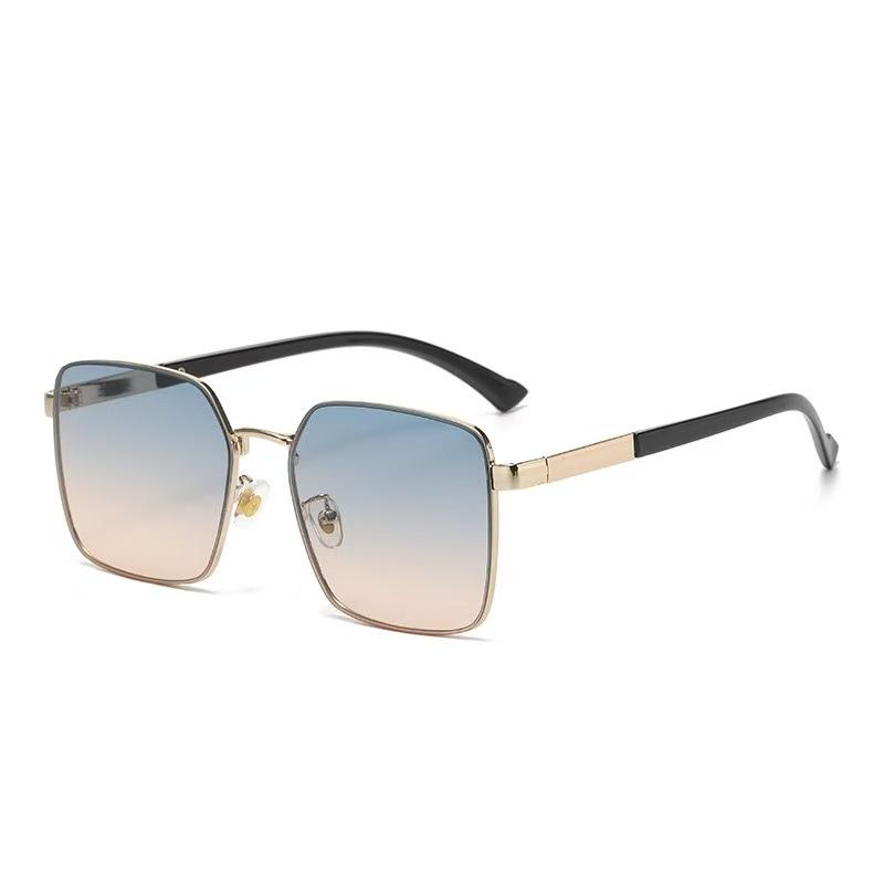 Retro Square Framed Metal Sunglasses Versatile Outdoor Fishing Sun Protection Glasses Beach Travel Driving Riding UV Resistant