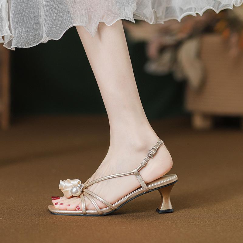 French pearl sandals schoolgirl gentle wind evening shoes thick heel not tired feet Roman shoes
