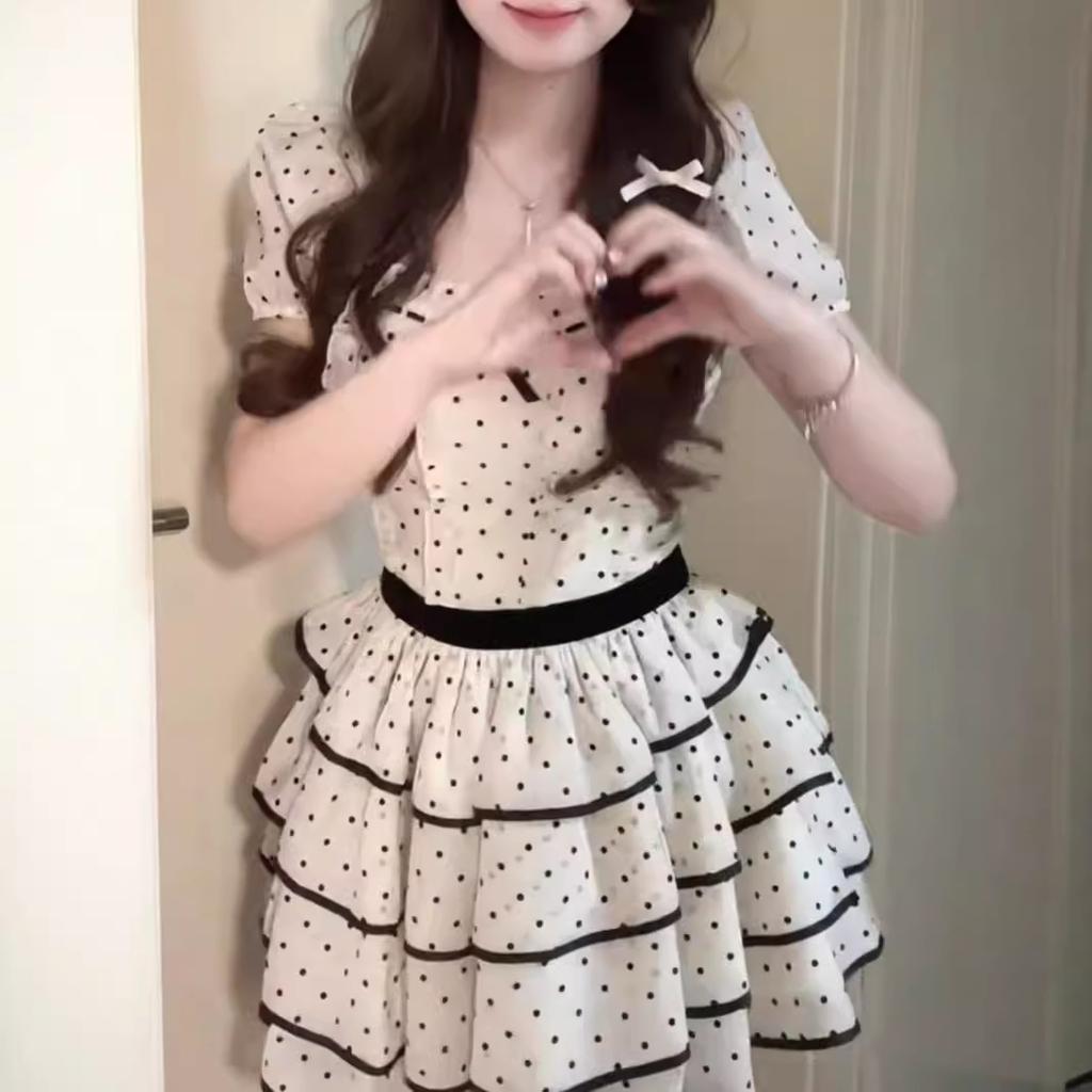 Polka dot tutu dress gentle girl dress sweet and cute waist senior birthday dress princess style cake dress
