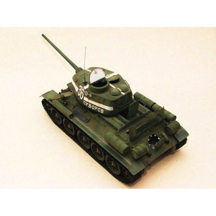 Modèle réduit - TRUMPETER - T-34/85 MODEL 1944 - 1:16 - Intérieur - À partir de 14 ans