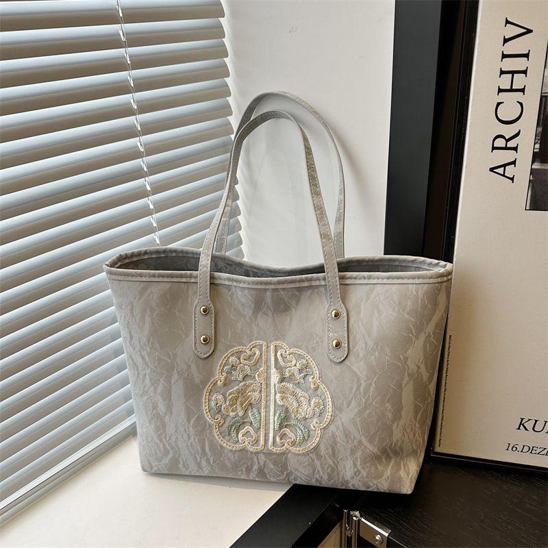 Large Capacity Bag Summer Style Fashionable Embroidered Handbag Shoulder Bag Underarm Bag Versatile Tote Bag