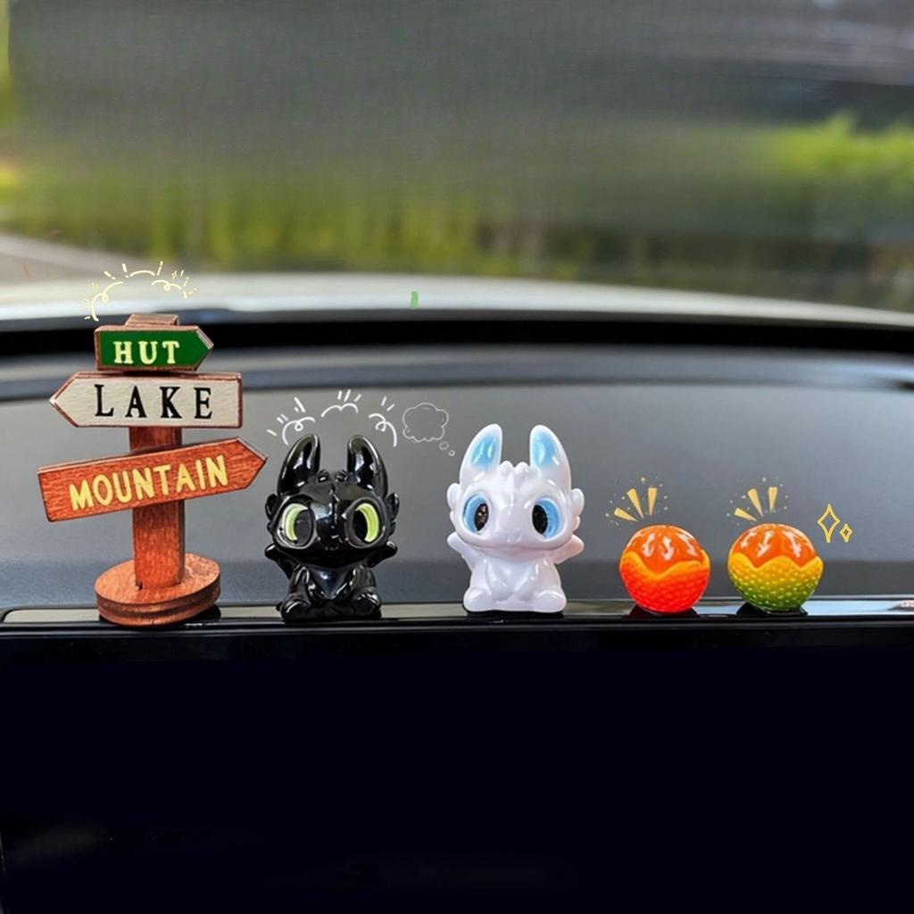 Dragon Taming Master Cute Center Console Toothless Couple Doll Accessories Car Creative Decoration Ornament