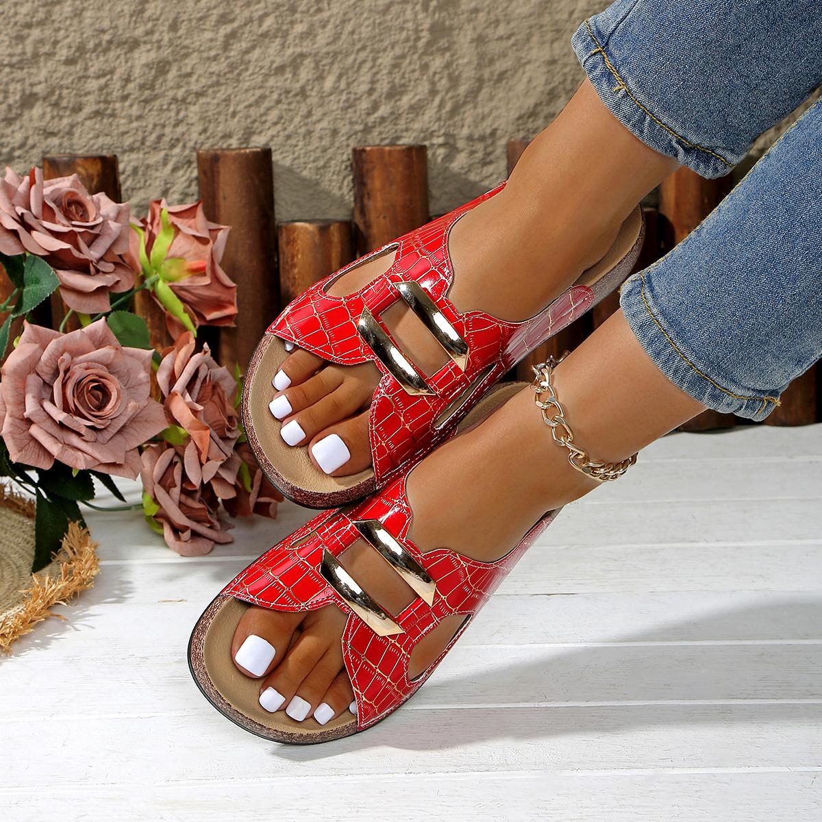 

Модные женские тапочки Металлическая отделка Босоножки на танкетке Большой размер Модные тапочки на платформе Летние Нескользящие Туфли на толстой подошве Шлепанцы Женские 36 красный