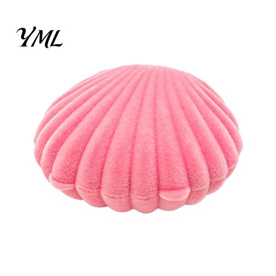 Wedding Gift Packaging Velvet Shell Jewelry Box, Portable Small Travel Organizer Case, Soft Pouch Flannel Storage Holder for Rings Earrings