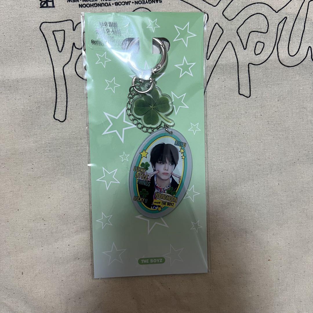 

[USED] THE BOYZ Yonghoon Acrylic Keychain