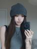 Design sense shows the face, small pile hat, cold hat, autumn sweet and cool versatile headgear, fashionable pullover confinement hat