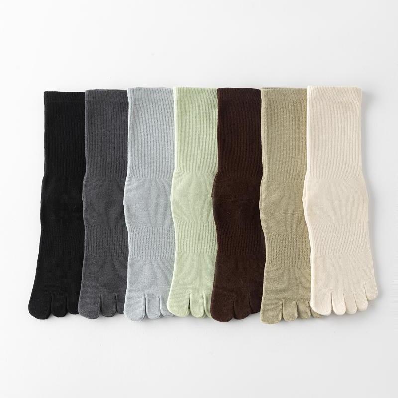 Ladies Spring and Autumn Professional Non Slip Yoga Pilates Exercise Five Finger Tube Five Finger Socks