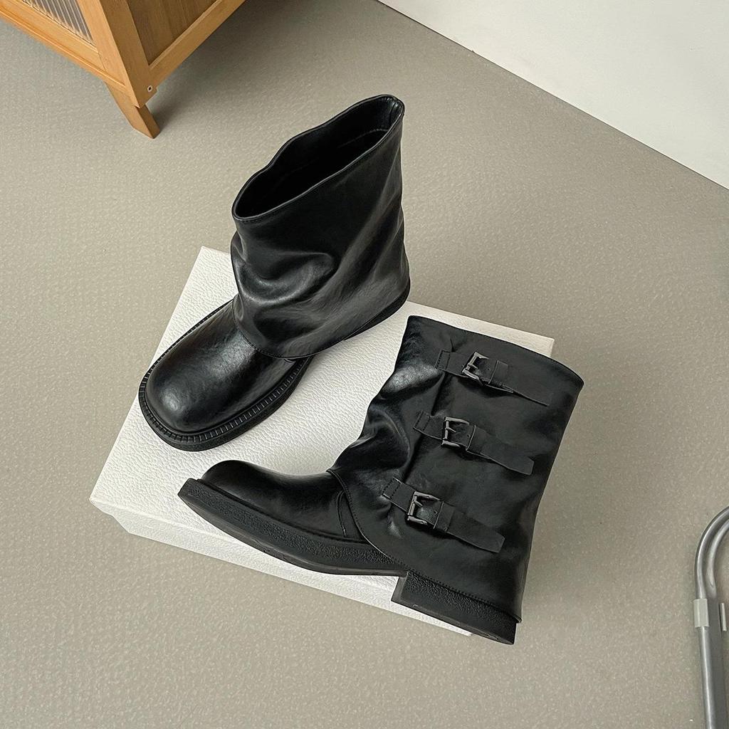 Women's Short Boots - 2025 Autumn/Winter Style: Buckle, Ruched, Thick Sole, Round Toe, Retro, Versatile, Stacked Design.