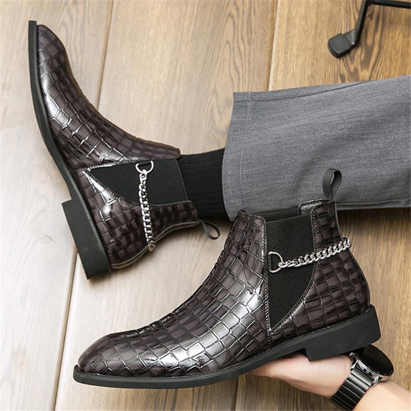 Wniter New Male Pointed Alligator Pattern Metal Chain Ankle Boots Men Casual Luxury High Top Platform Shoes Zapatos Hombre