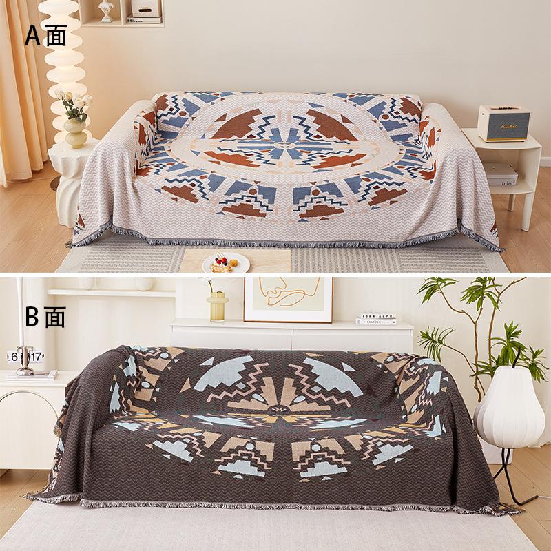 Double Sided Pattern Cartoon Sofa Cover Beds Blanekets Throw Blanket Picnic Mat With Tassel Sofa Bed Universal Decorative S006