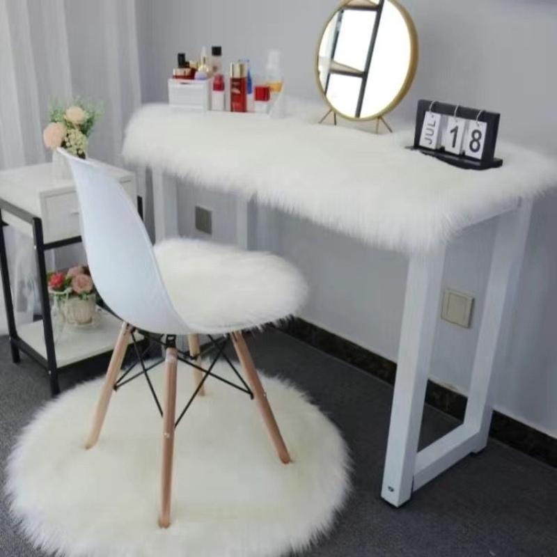Nordischer Stil Plüschdecke Wohnzimmerteppich Schlafzimmer Mädchenzimmer Schmutzabweisende Kissen Runde Matten Schlafzimmer Nachttischdecke