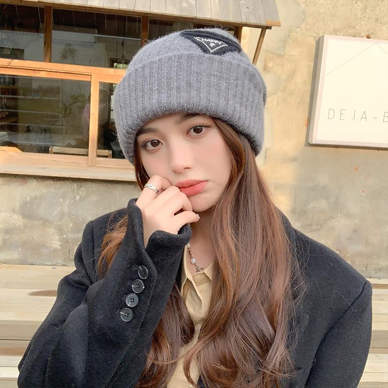 Triangle standard embroidered knitted hat men's and women's casual big head circumference wool hat autumn and winter warm face small hat