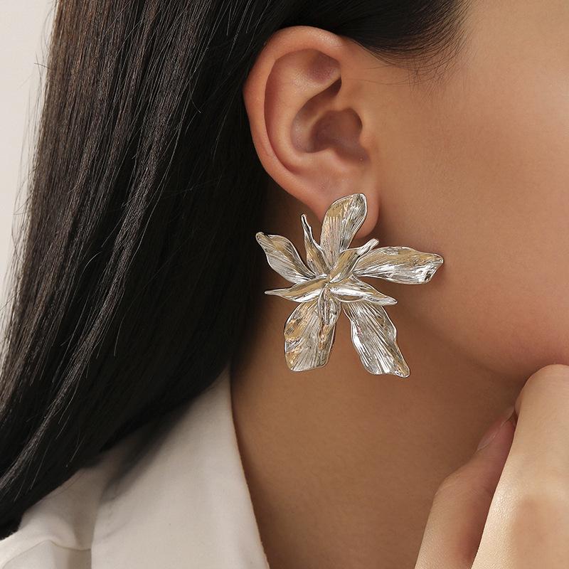 Dual-Layer Five-Petal Flower Earrings with Retro Striped Leaf Tassels