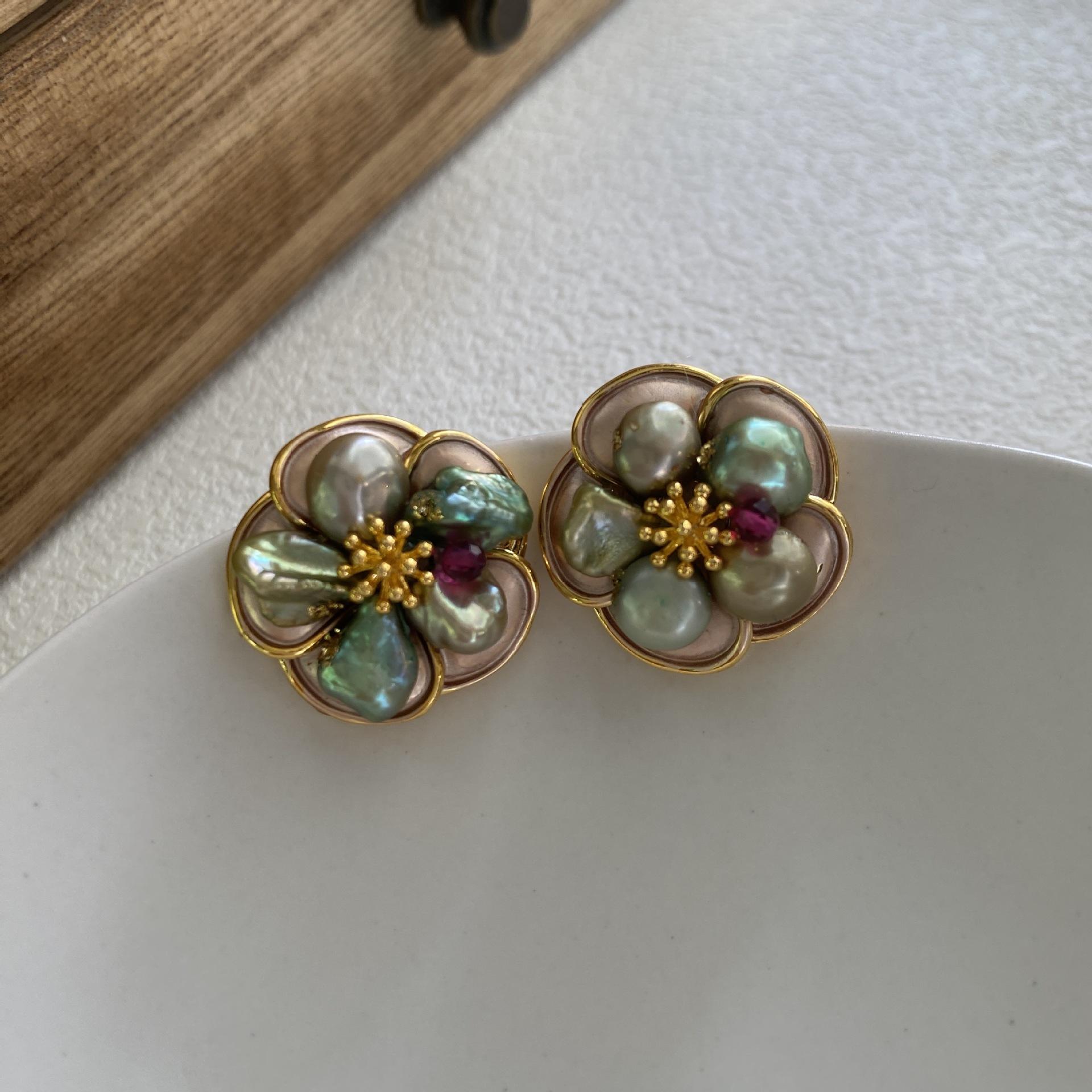 

Серьги с геометрическим цветком из масляной живописи, легкие, роскошные, простые, премиальные серьги из натурального жемчуга, модные, универсальные серьги