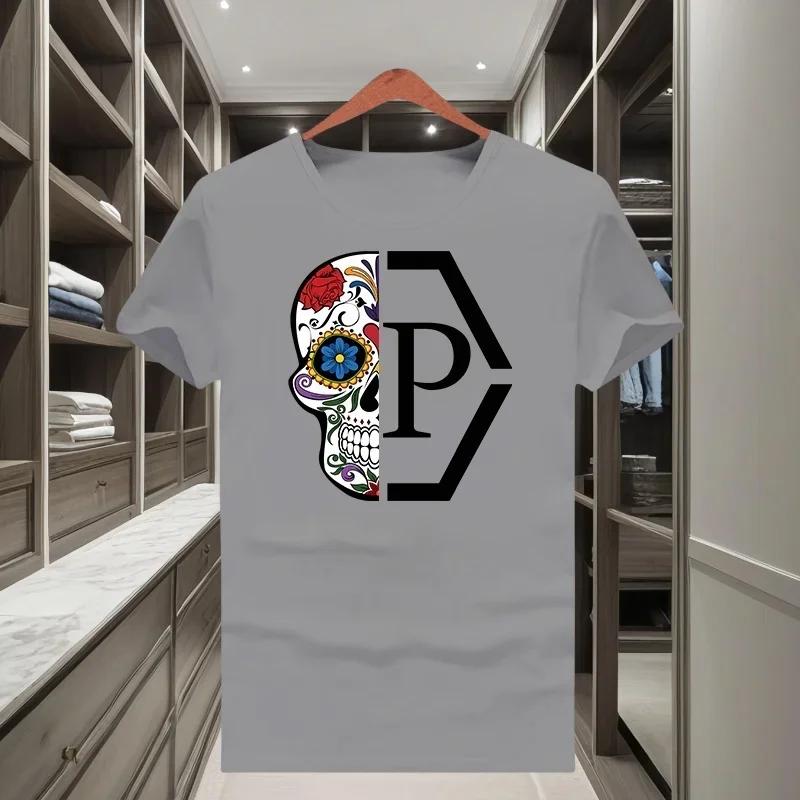 The 2025 Summer Men's Classic and Trendy Brand Semi-skull Print Loose Short-sleeved T-shirt with a Round Neck Y2k Top