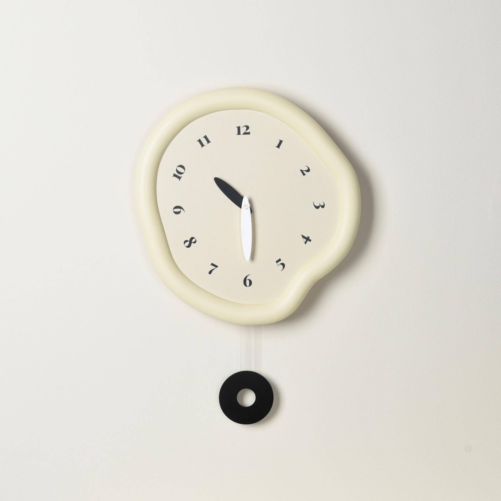 

Cream-style Minimalist Wall Clock Decorative Clock, Lacquered Off-white Frame, Black Scales, Ultra-quiet and No Emptying Required Cream Yellow - 33 × 50cm - C29-D