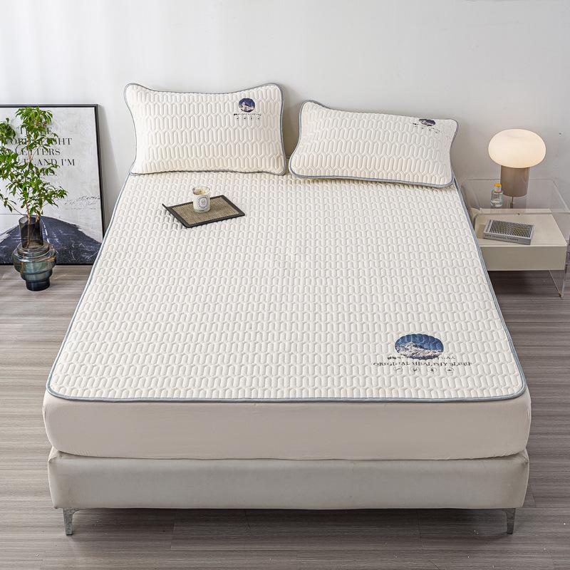 

Комплект охлаждающих матрасов из ледяного шелка класса А с латексом: Стирка, Антибактериальный, Безопасный для мамы и малыша, Стиль простыни на резинке 90*200cm 2-piece (0.4 Latex)