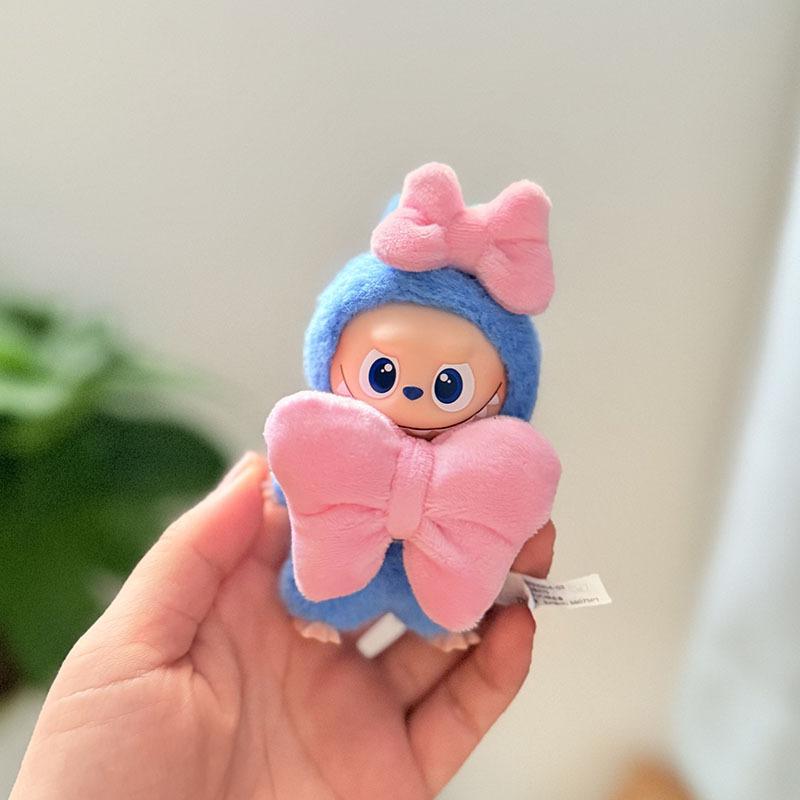 Mini Version 4.0 Vinyl Face Plush Blind Box Doll Clothes Christmas Set Small Nose Gaga Heart Bottom Password