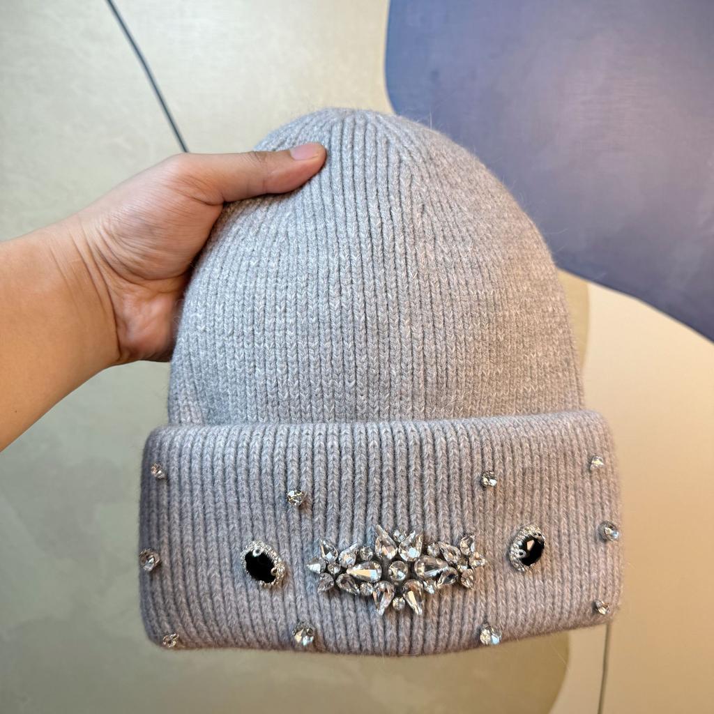 Light Luxury Rhinestone Rabbit Fur Beanie Women's Autumn and Winter White Knitted Hat Big Head Circumference Showing Face Small Baotou Cold Hat Trend