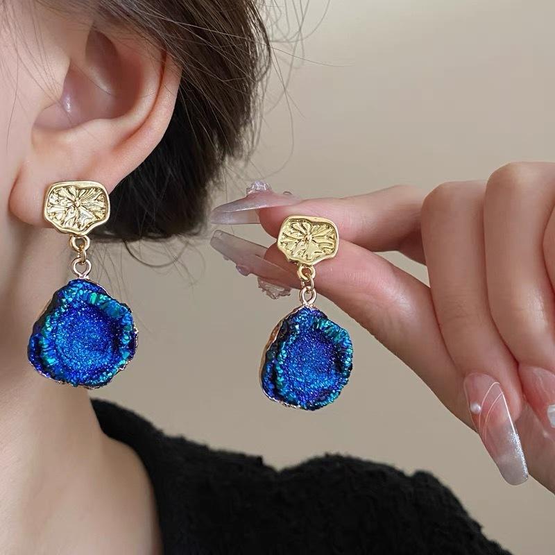 Premium Design Niche Temperament Stud Earrings Women's Blue Earrings 925 Silver Exquisite Light Luxury Versatile Earrings