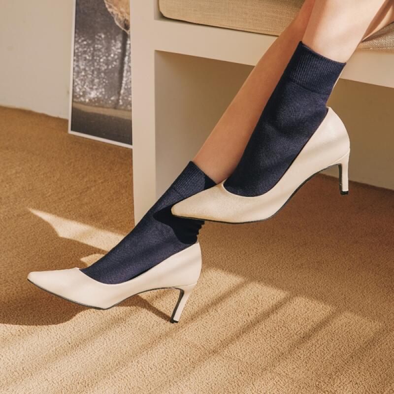 Women s Basic Medium (7 Colors) white