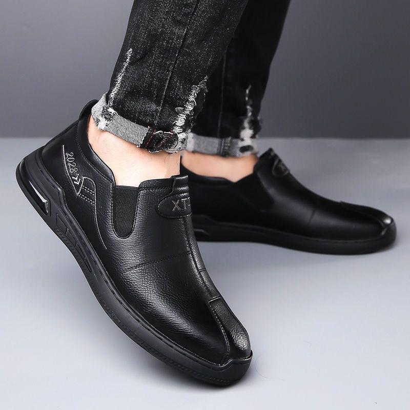 Leather Shoes Men's 2025 New Spring Business Casual Leather Shoes Middle-aged Dad Soft Leather Soft-soled Doudou Shoes