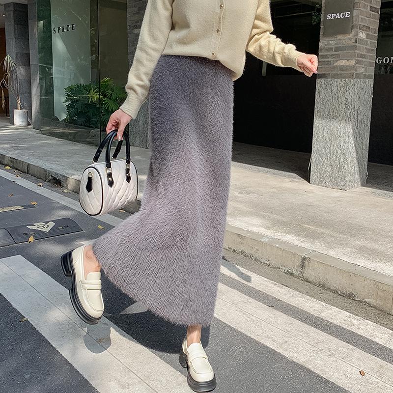 Korean Style Slimming Faux Mink Knit A-Line Midi Skirt for Women - Warm, Winter-Chic