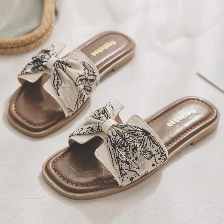 

Fairy style beautiful French flat bottom with skirt national style cool slippers female 2025 new summer wear fashion 40 коричневый