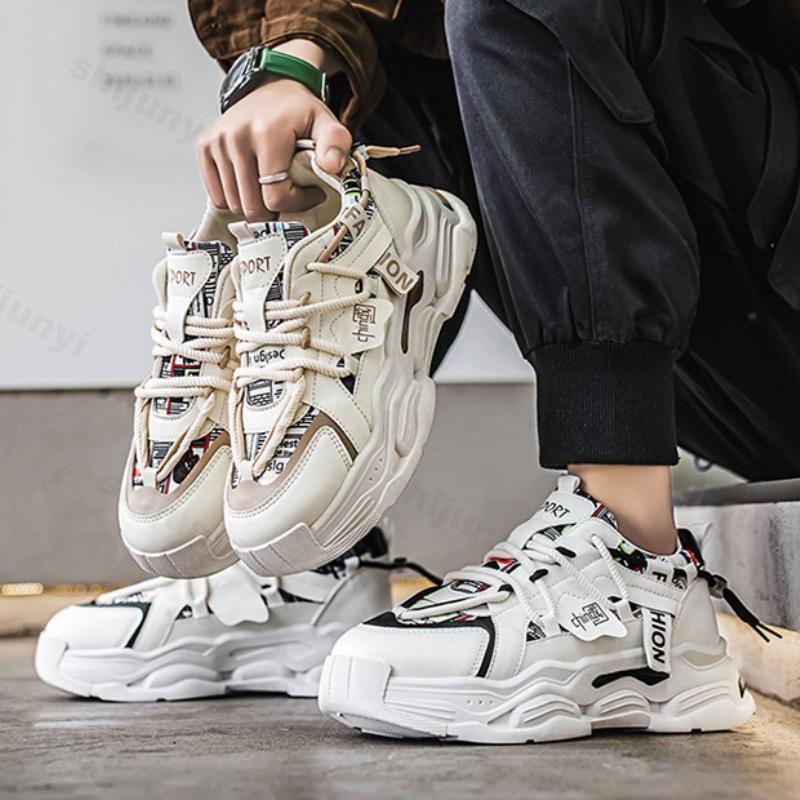 Atmungsaktive Freizeitschuhe 2026 Herbst Neu Herren Trendige Rutschfeste Plateau-Sneaker Komfort Höhensteigerung Schnürung Vulkanisierte Schuhe