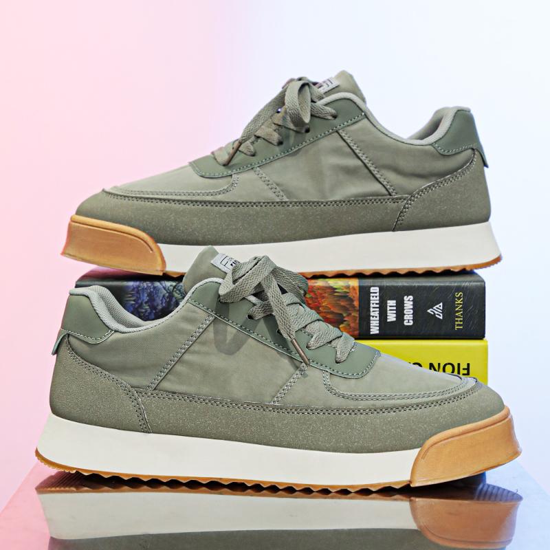 Fashion Genuine Leather Men Casual Shoes Popular Trendy Trekking Sneakers Leisure Walking Shoes Outdoor Man Skateboard Footwear Trainers