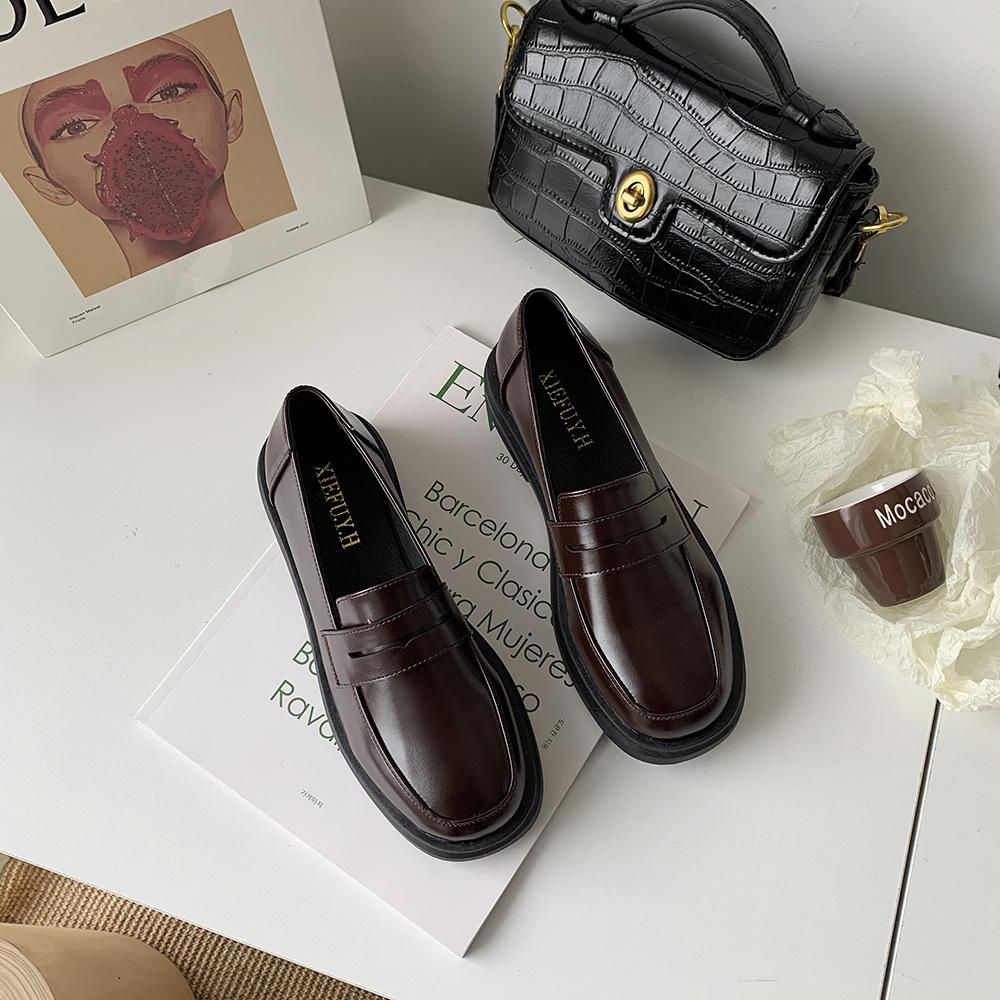 Fashion One foot round toe small leather shoes spring autumn new retro shoes fashionable comfortable simple women's single shoes