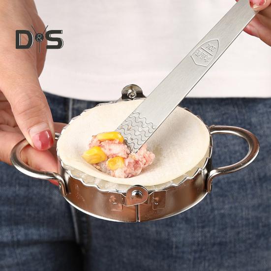 Teigtaschenformer aus Edelstahl, Ravioli-Kuchenpresse, rostfreies Küchengerät zum schnellen Falten von Wonton-Teig