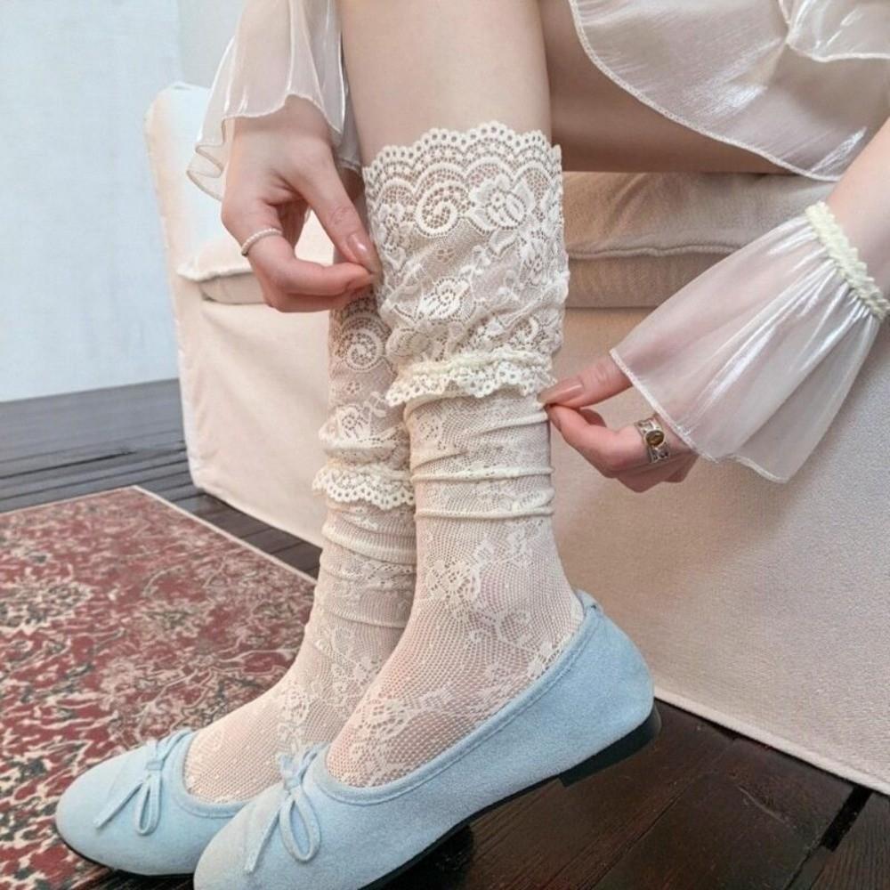 1 Pair Women's Fashion Thin Material Fishnet Socks Hollow Edge Lace Design Lace Trim Socks Comfortable Lolita Sock Spring Season